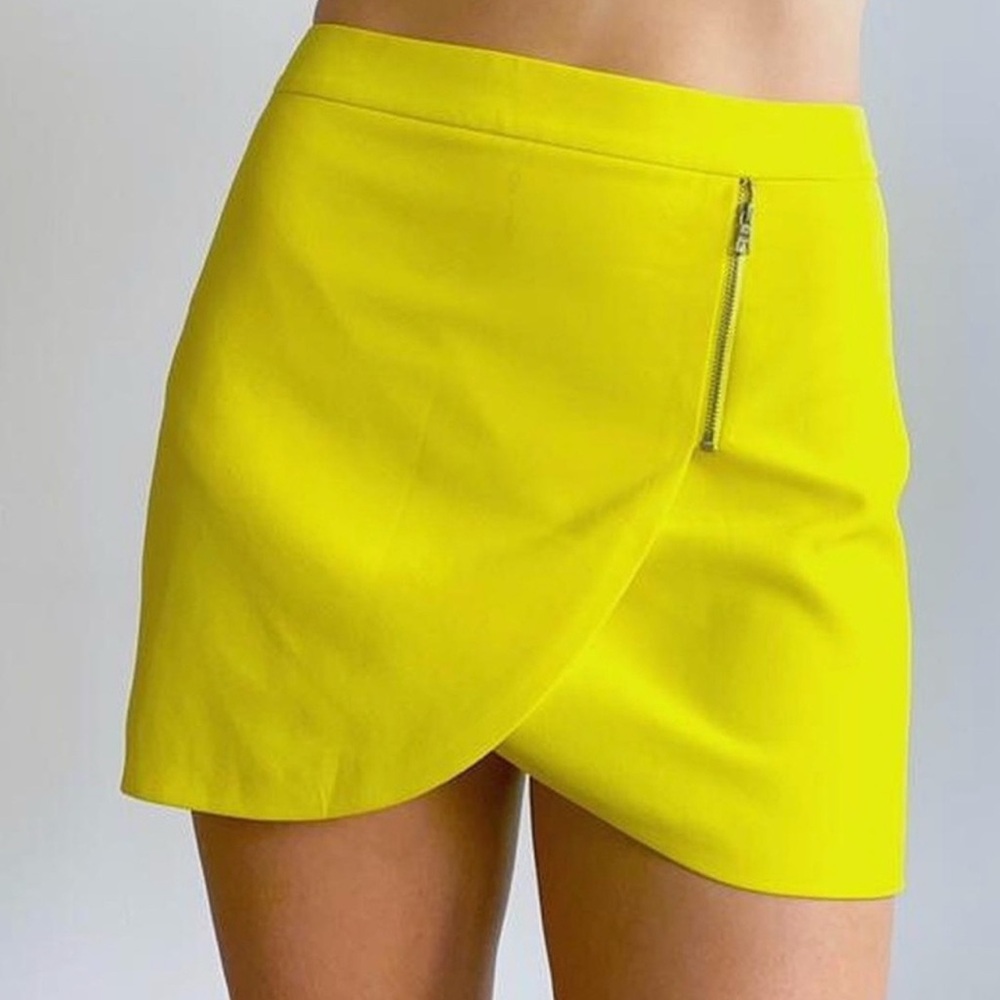 Alice + Olivia Sunny Yellow Skirt with Zipper